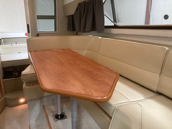 Bayliner 288 Flybridge säljes eller bytes mot större flybridgebåt 9 of 18