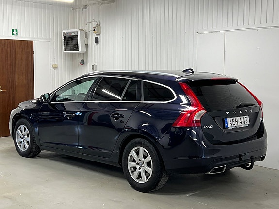 Volvo V60 5 of 5