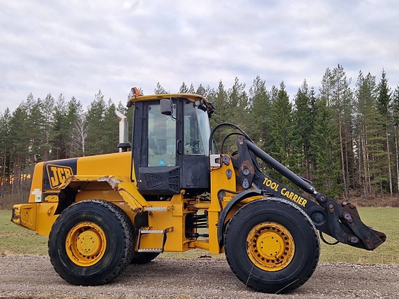 JCB 426 - Perfekt gårdsmaskin/snöröjare - 2997kr/mån - Byte 3 of 5