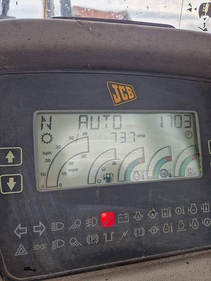 JCB 426 - Perfekt gårdsmaskin/snöröjare - 2997kr/mån - Byte 8 of 11