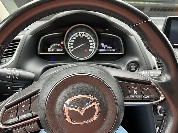 Mazda 3 13 of 13