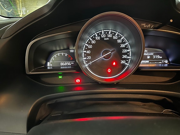 Mazda 3 12 of 13