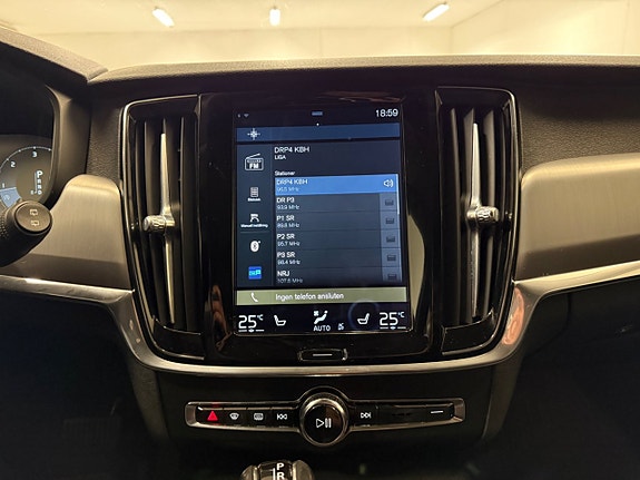 Volvo V90 21 of 30