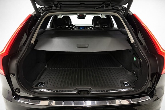 Volvo V90 6 of 30