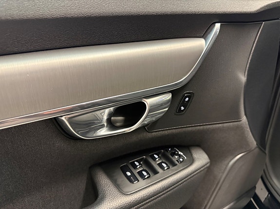 Volvo V90 10 of 30
