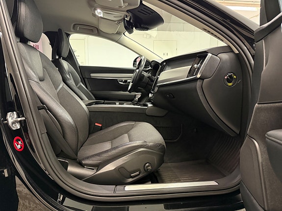 Volvo V90 15 of 30