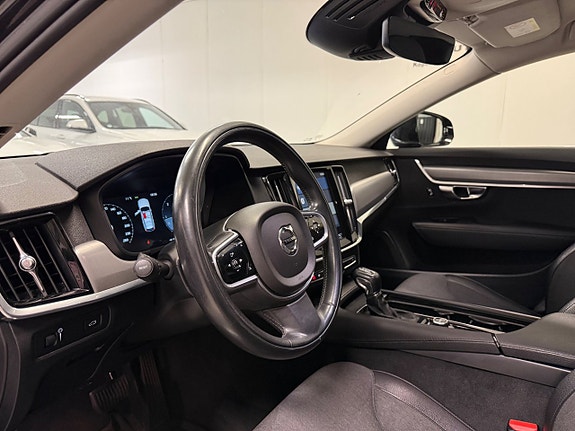 Volvo V90 12 of 30
