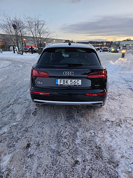 Audi Q5 7 of 8
