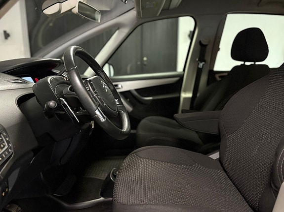 Citroen C4 Picasso 7 of 21