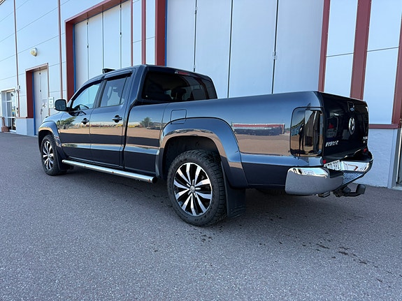 Volkswagen Amarok 3 of 5