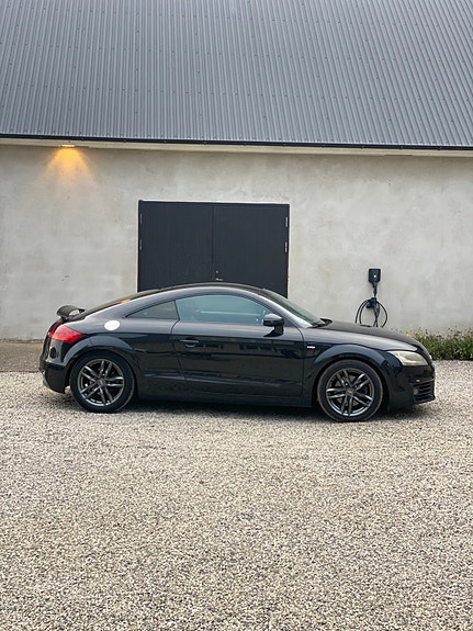 Audi TT 2 of 13