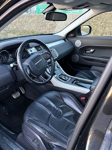 Land Rover Range Rover Evoque 5 of 5