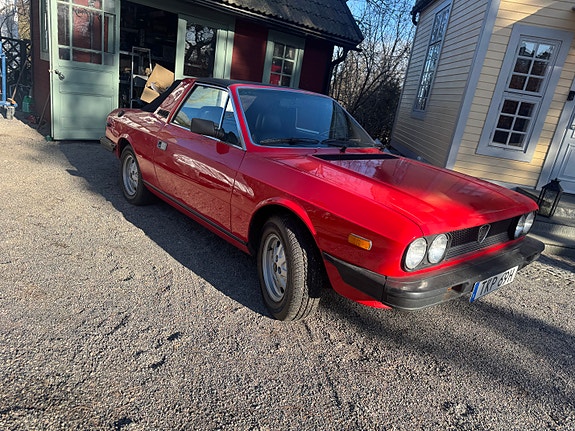 Lancia Beta 8 of 9