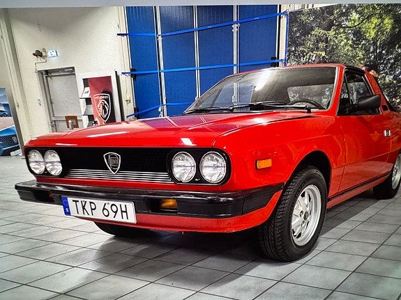 Lancia Beta 7 of 9