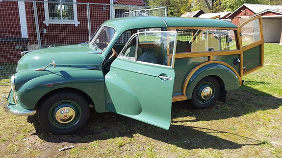 Morris Traveller 10 of 18