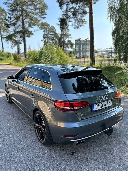 Audi A3 4 of 5