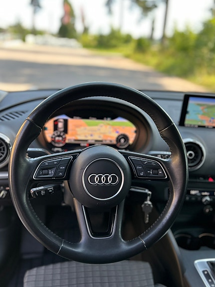 Audi A3 8 of 16