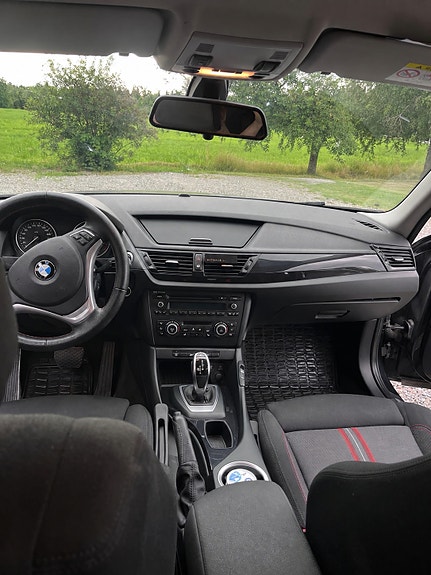 BMW X1 5 of 5