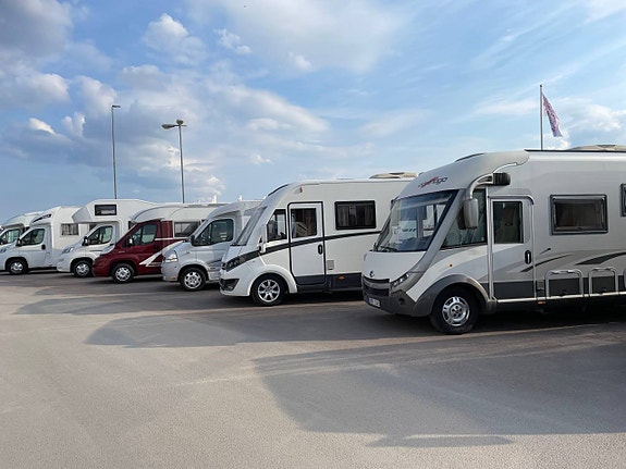 köpes Husbilar & Husvagnar även defekta 0705428696