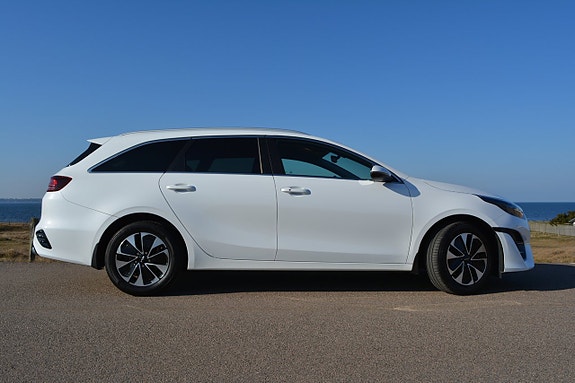 Kia Ceed 9 of 30