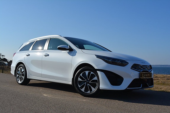 Kia Ceed 10 of 30