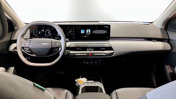 Kia EV4 7 of 20