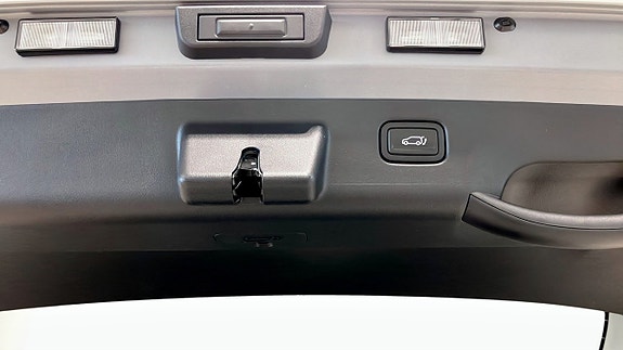 Kia EV4 14 of 20