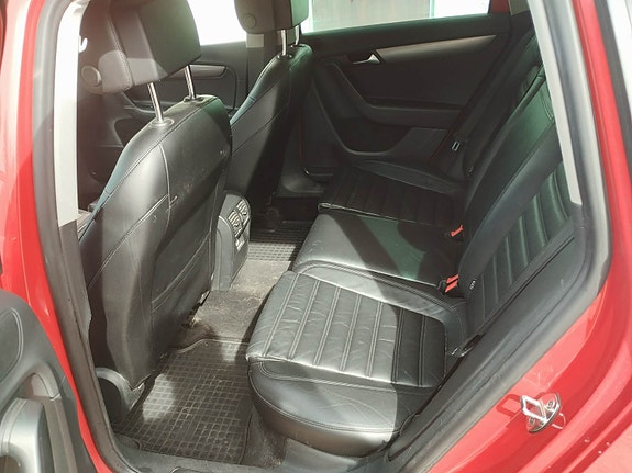Volkswagen Passat 4 of 5
