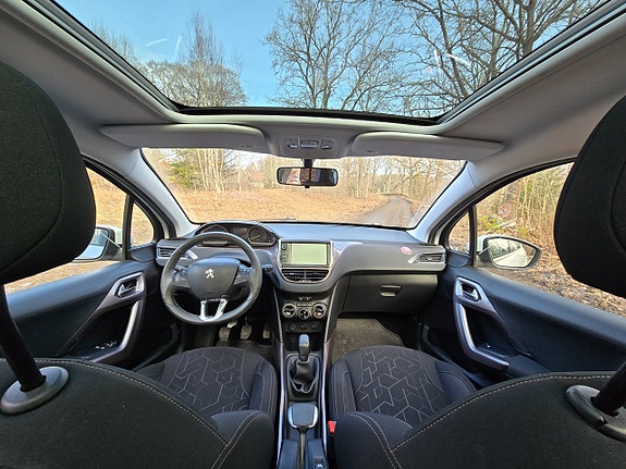 Peugeot 2008 8 of 20
