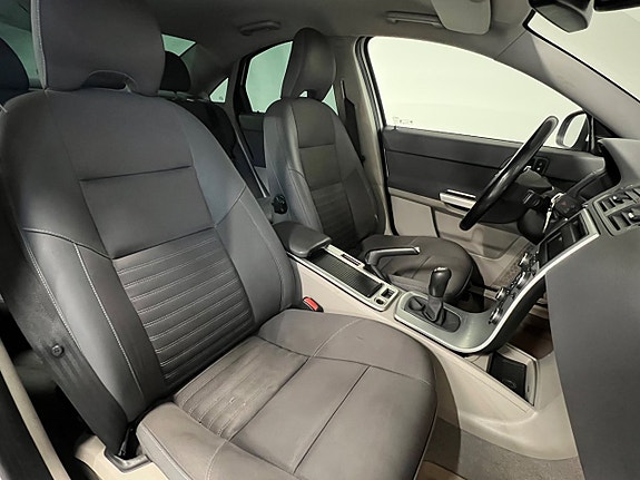 Volvo S40 11 of 23