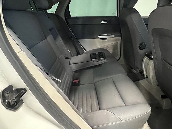 Volvo S40 13 of 23
