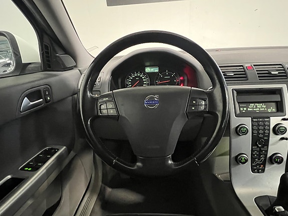 Volvo S40 14 of 23
