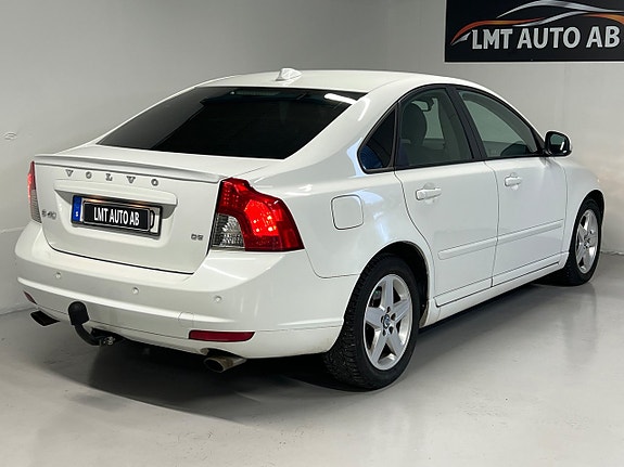 Volvo S40 7 of 23