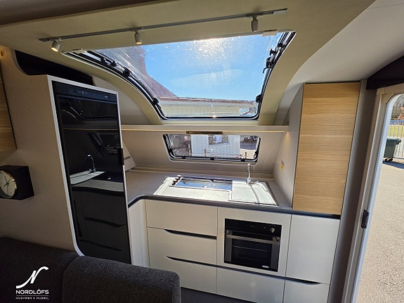 Adria ADORA 613 HT Alde / Förtält Isabella - KAMPANJ 6 of 16
