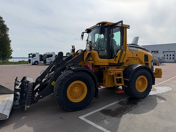 Volvo L60H / Skevfäste/ Lockup / CDC  / MittX / 980 Tim 2 of 3