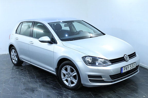 Volkswagen Golf VII 2 of 10
