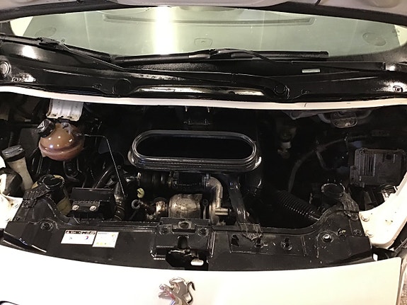 Peugeot Expert 16 of 19