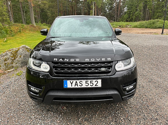 Land Rover Range Rover Sport 5 of 5