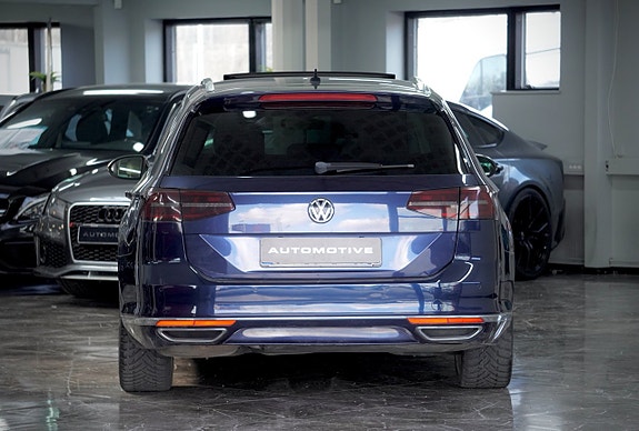 Volkswagen Passat 3 of 5
