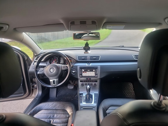 Volkswagen Passat 5 of 7