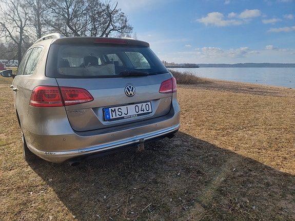 Volkswagen Passat 3 of 5