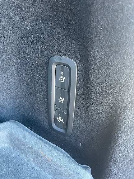 Volvo XC60 8 of 21