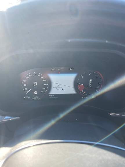 Volvo XC60 14 of 21