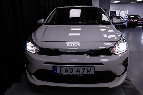 Kia Rio 10 of 25