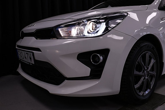 Kia Rio 4 of 5