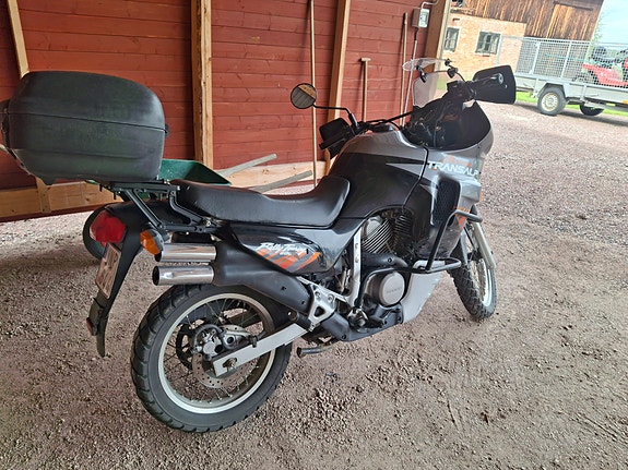 Honda XL600V Transalp 2 of 2