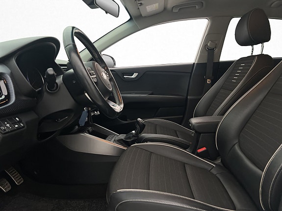 Kia Rio 21 of 29