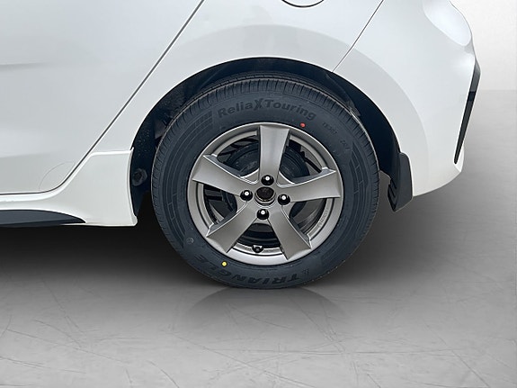 Kia Rio 26 of 29