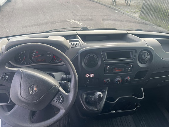 Renault Master 6 of 9