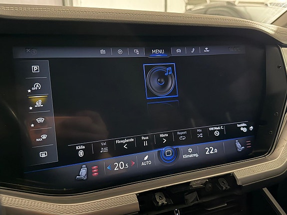 Volkswagen Touareg 12 of 15